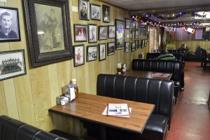 Sonnys-Beer-Wine-Good-EatsTexas-Galveston-Good-Eats-Local-Travel-Guide-Logo--Mike-Puckett-DDM 1