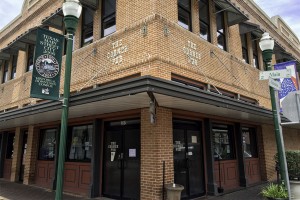 The Corner Pub Good Eats Conroe Local Trave Guide Mike Puckett DDM 13