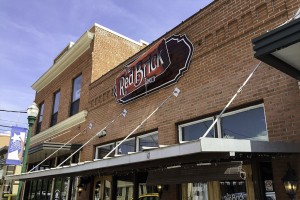 The Red Brick Tavern Good Eats Conroe Local Trave Guide Mike Puckett DDM 1